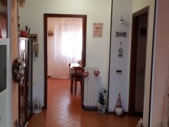 Romagnano (MS), appartamento libero su due lati con garage - 4