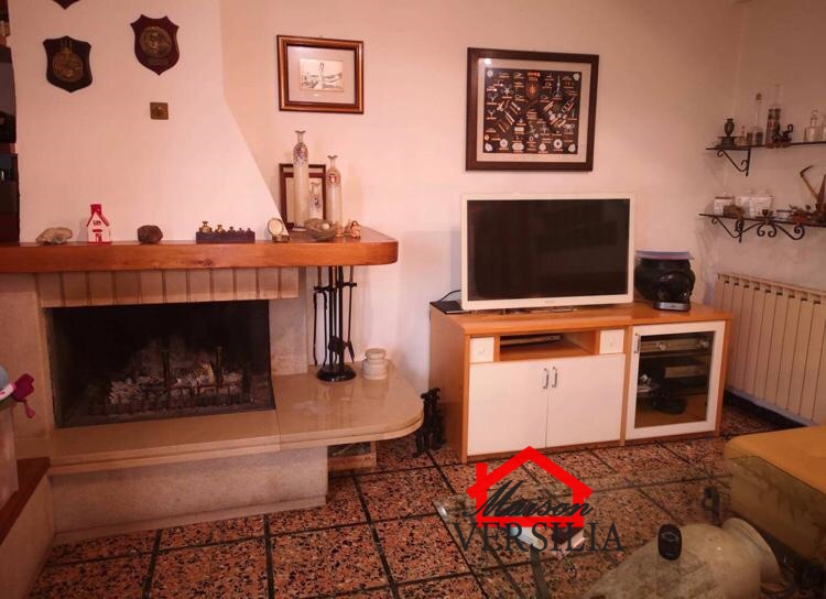 Appartamento CARRARA vendita  Avenza  Maison Versilia Real Estate