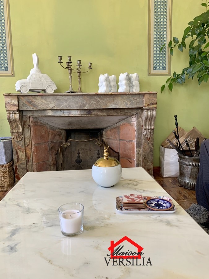 Appartamento CARRARA vendita  Carrara  Maison Versilia Real Estate