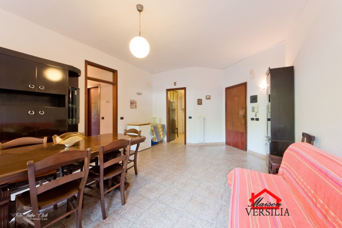 Appartamento MASSA vendita  Massa  Maison Versilia Real Estate