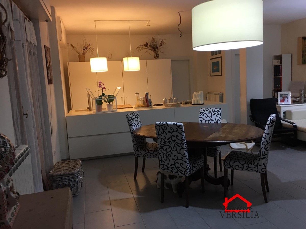 Appartamento MASSA vendita  Ronchi  Maison Versilia Real Estate