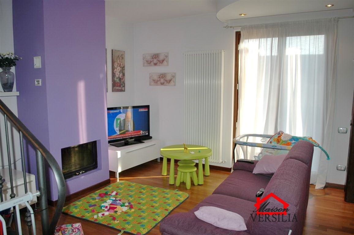 Villa Bifamiliare AULLA vendita  Albiano Magra  Maison Versilia Real Estate